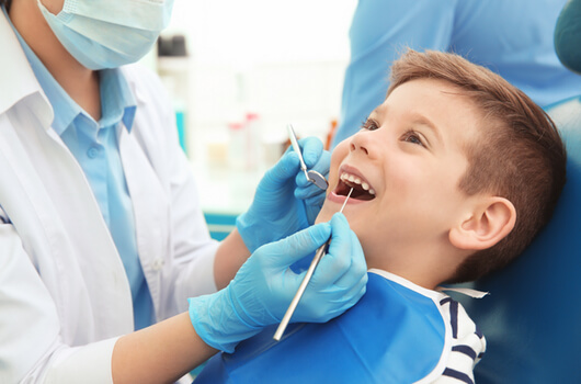 Dlabka-Zahnarztpraxis-Zehlendorf-530x350-KinderProphylaxe Behandlungsspektrum